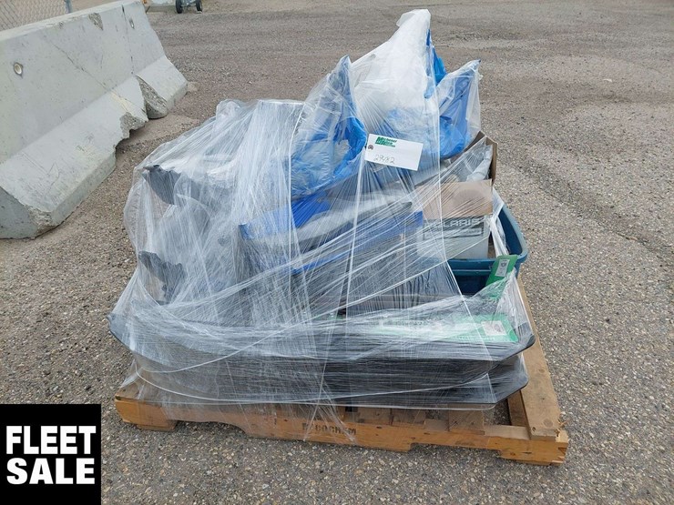 pallet-of-arctic-cat-snowmobile-parts-image-4