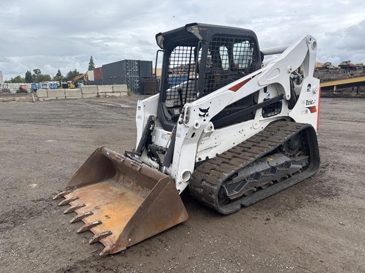 2021-bobcat-t770-image-1