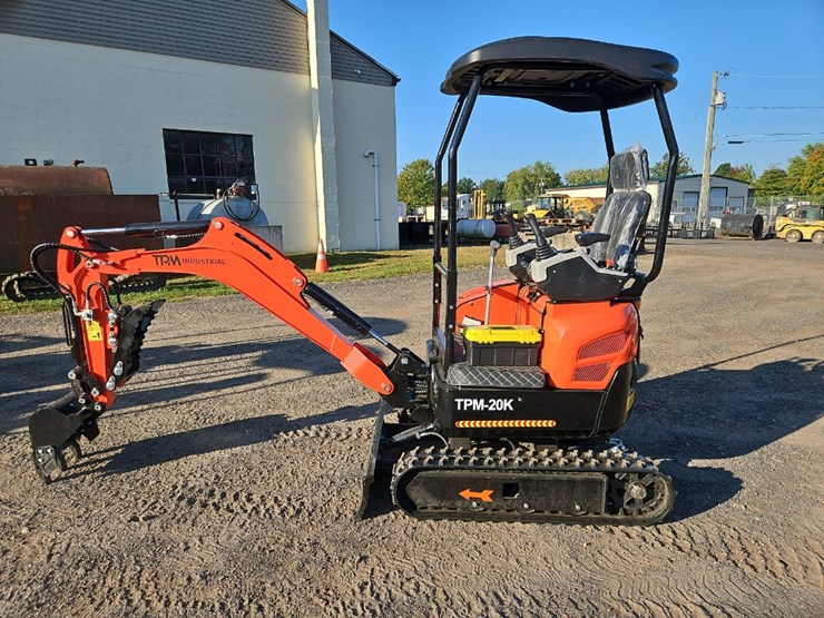 tpm-industrial-tpm-20k-mini-excavator-image-2