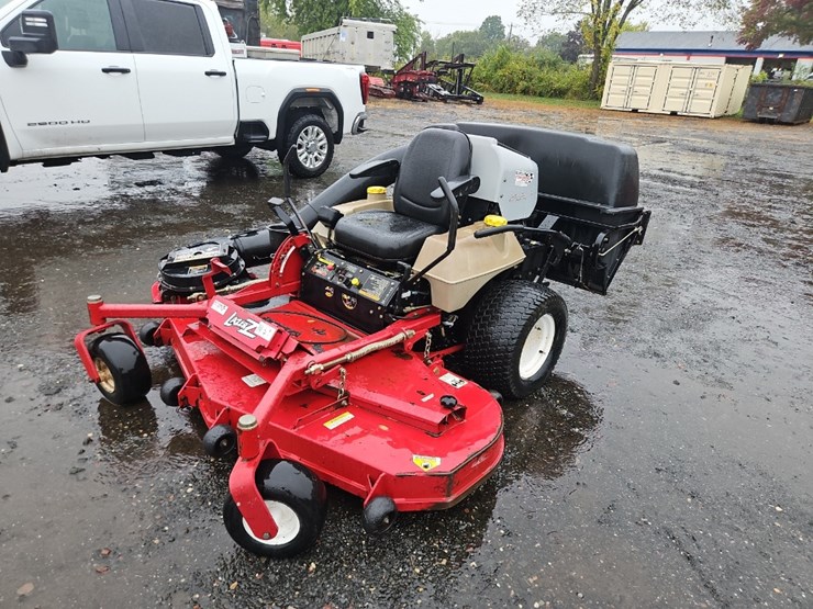 exmark-lazer-z-zero-turn-mower-image-1