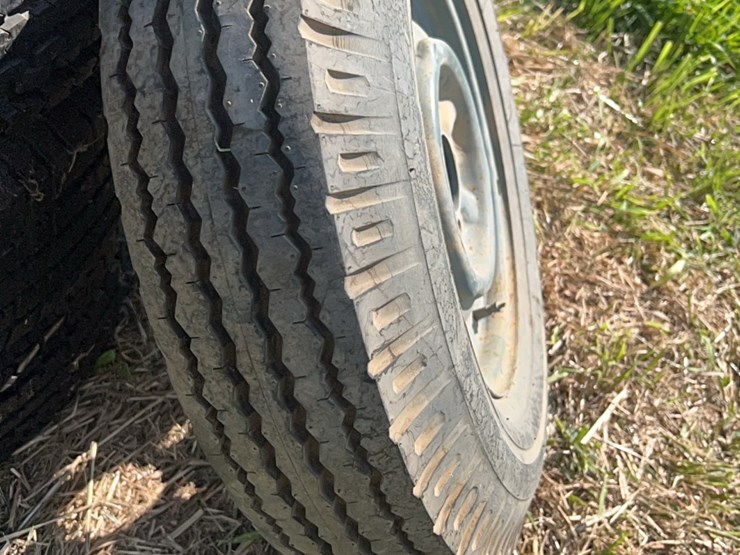 one-brand-new-6.00/14-bias-ply-light-truck-tire-mounted-on-rim-image-4