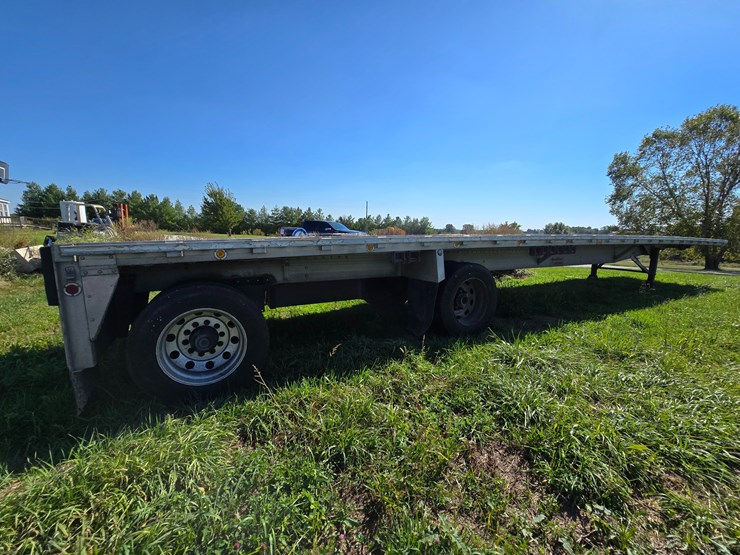 2007-reitnouer-flatbed-image-13