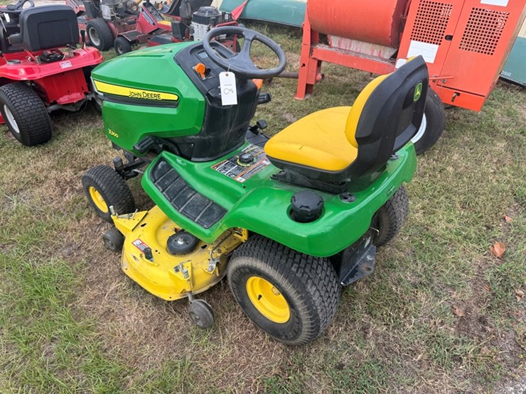 john-deere-x300-image-4
