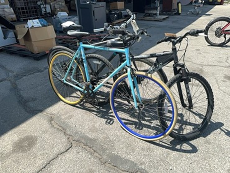 lot#-752-bicycles-image-2