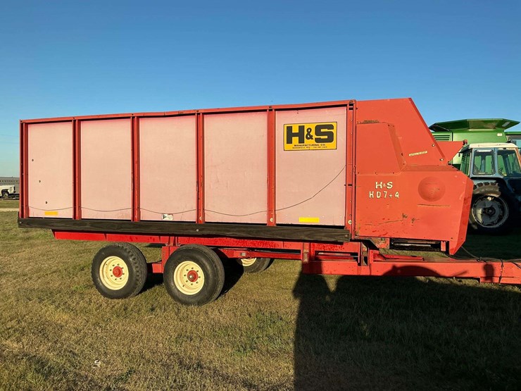 h-s-feedwagon-h-d7+4-image-7