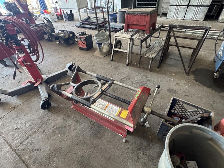 manual-tire-changer/bead-breaker-manual-tire-changer/bead-breaker-image-1