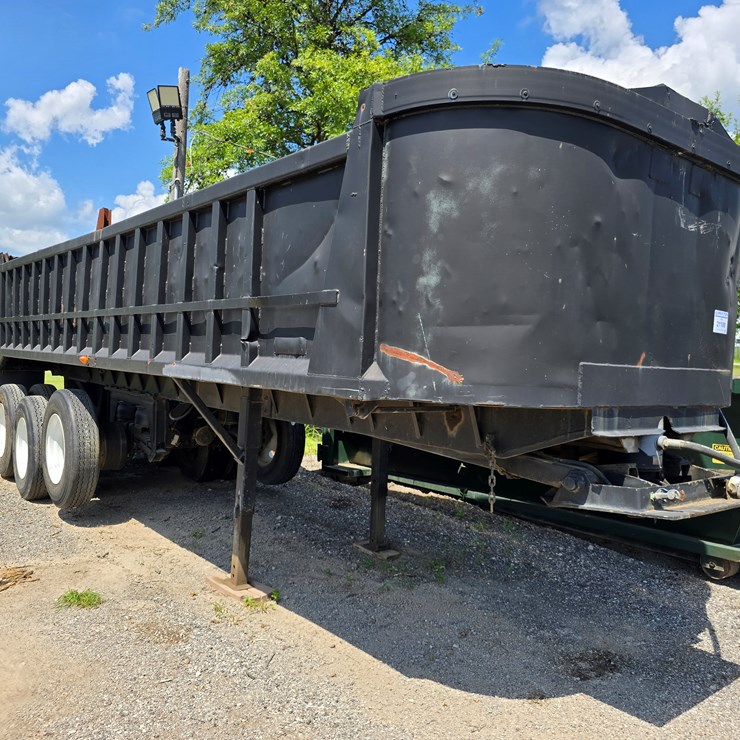 #21100 • 1979 Frameless End Dump Trailer