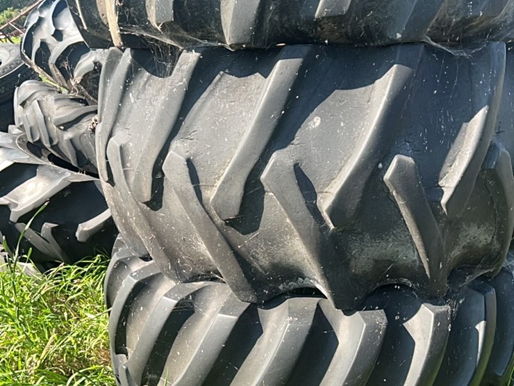 (3)-30.5/32-combine-tires,-decent-tires-image-15