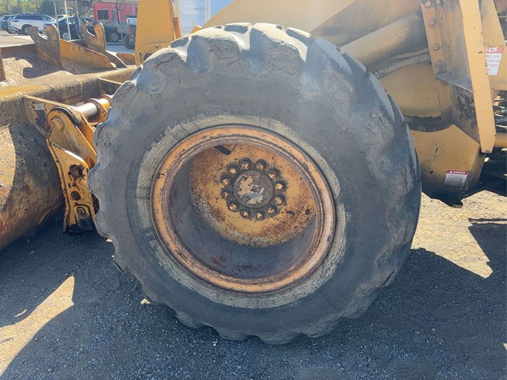 komatsu-180-wheel-loader-image-8