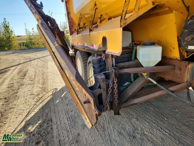 2015-international-workstar-7600-image-19
