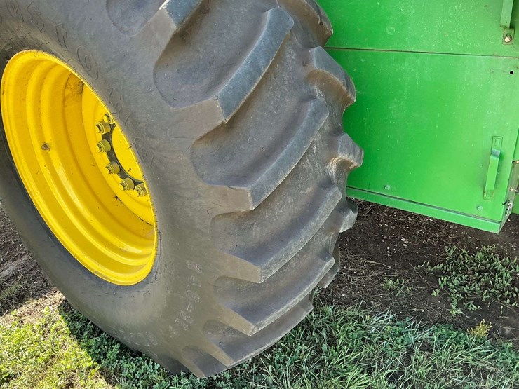 john-deere-9410-image-2
