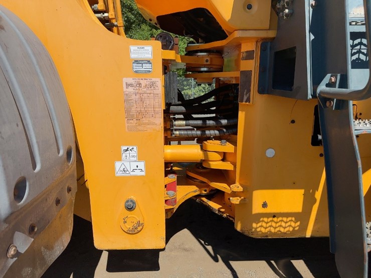 2012-hyundai-hl780-9-image-17