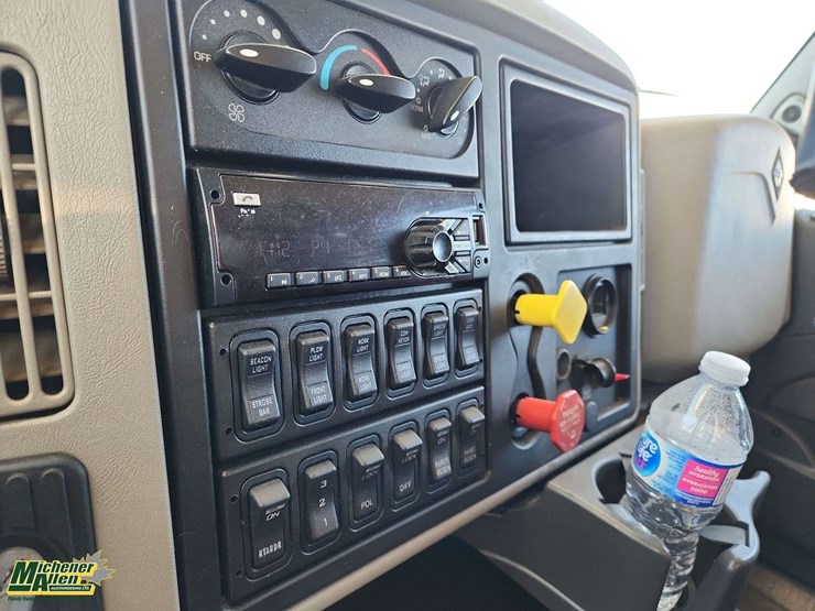 2015-international-workstar-7600-image-29