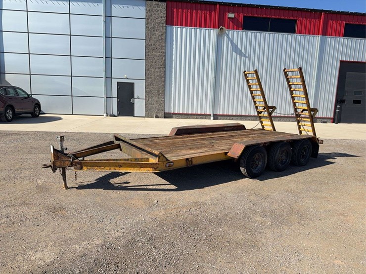 16'-equipment-trailer-image-1