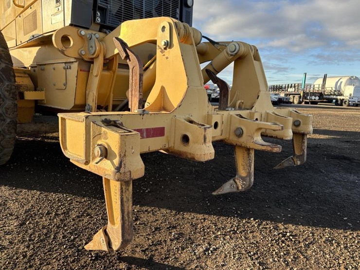 2011-deere-872gp-image-24