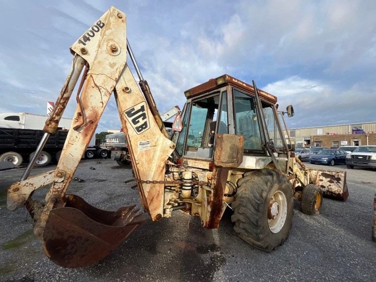 1990-jbc-backhoe-image-3