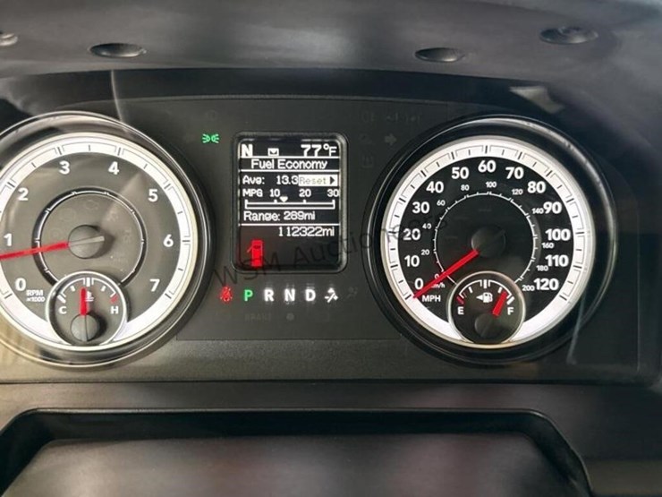 2015-ram-2500-slt-image-24