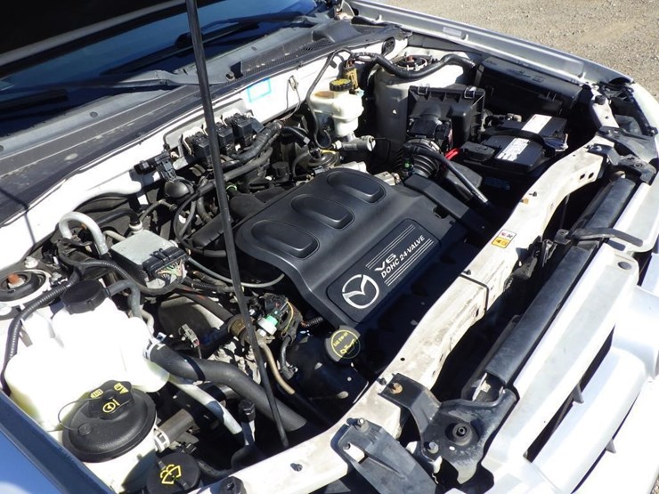 2005-mazda-tribute-image-11