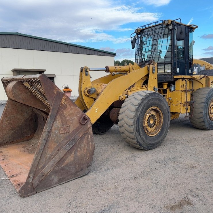 2011 CATERPILLAR 938H
