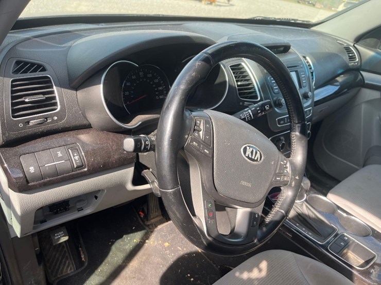 2015-kia-sorento-image-6