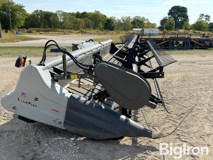 2012-gleaner-9250-image-3