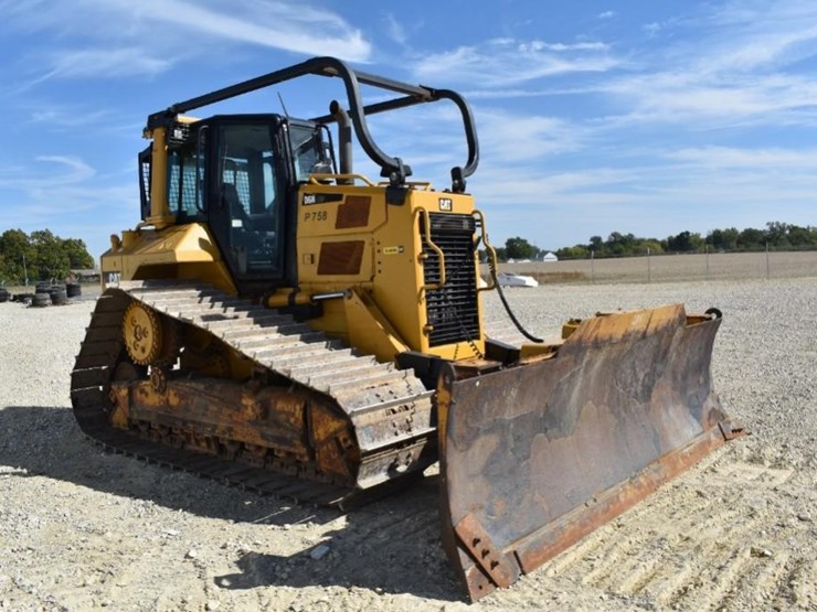 2020-caterpillar-d6n-lgp-image-64