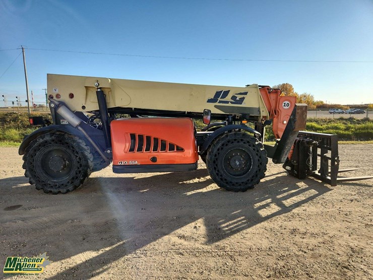 2010-jlg-g10-55a-image-7