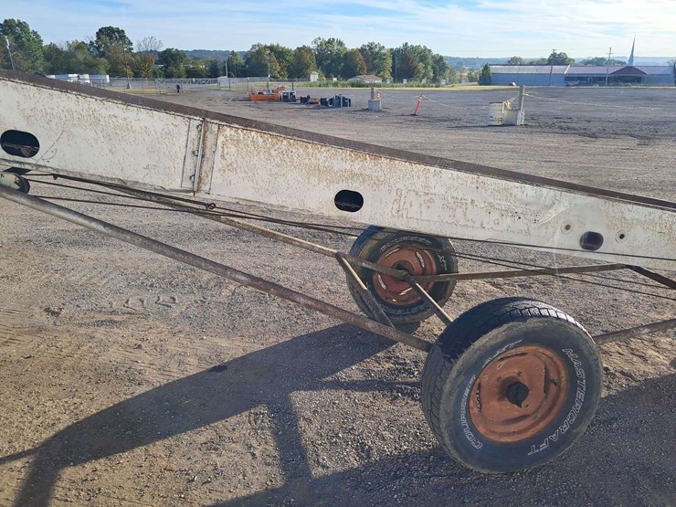 26'-hay-elevator-image-4