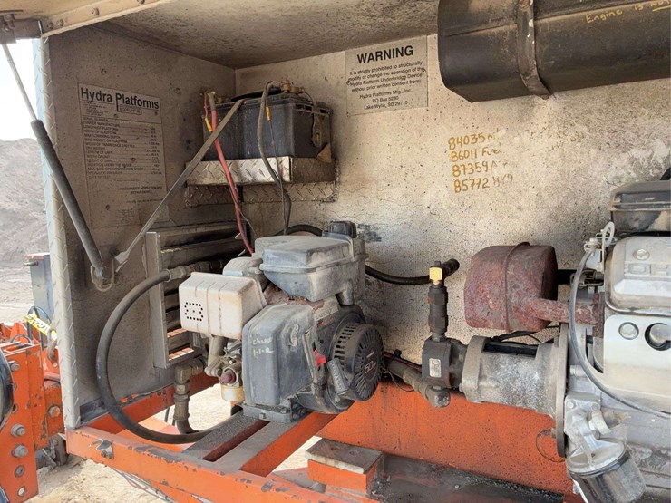 1999-hydra-platform-hp-32-over-under-catwalk-image-21