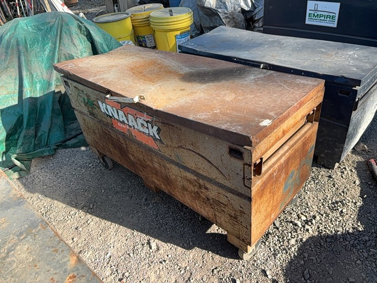 knaack-job-box-with-contents:-misc-hydraulic-lines-support-equipment-image-2