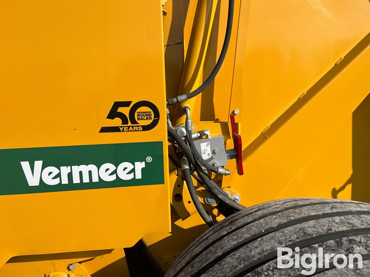 2021-vermeer-605n-cornstalk-special-image-18