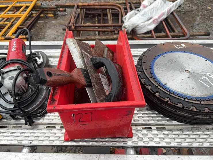 tub-of-miscellaneous-trowels-support-equipment-image-1