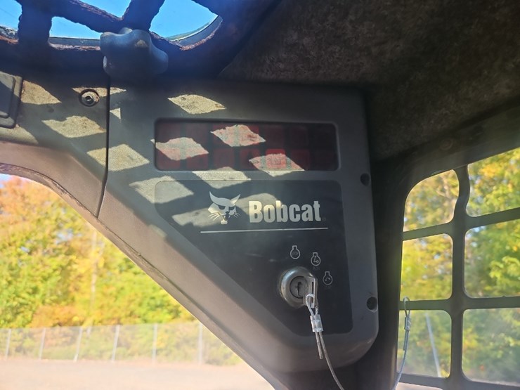 2005-bobcat-s185-image-17