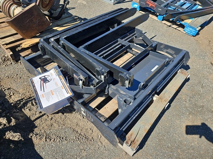 (2)-landhonor-42"-forks-image-2