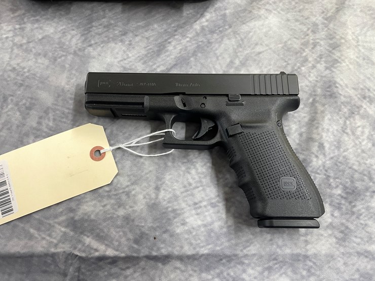 #4028-•-glock-20-gen-4,-sn:-bzct007-image-3