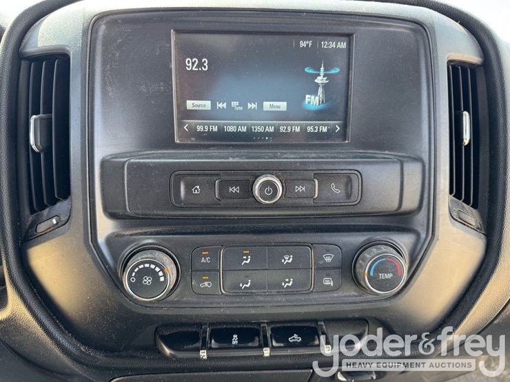 2016-chevrolet-silverado-1500-image-28