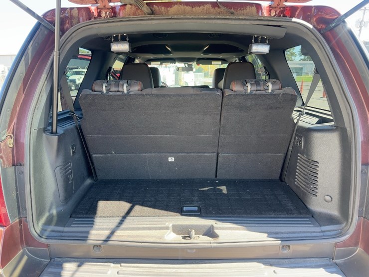 2015-ford-expedition-image-13