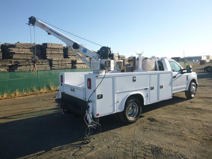 2020-ford-f350-image-13