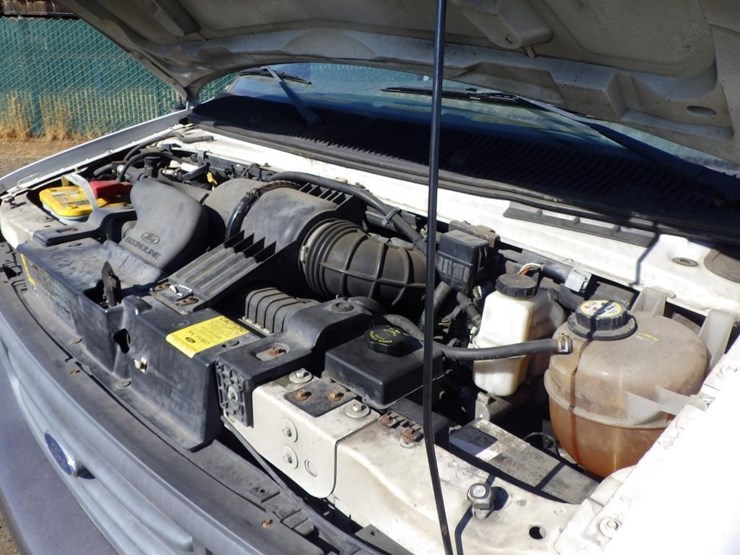 2006-ford-econoline-350-image-11