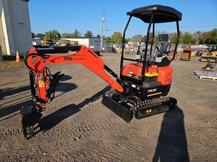 tpm-industrial-tpm-20k-mini-excavator-image-1