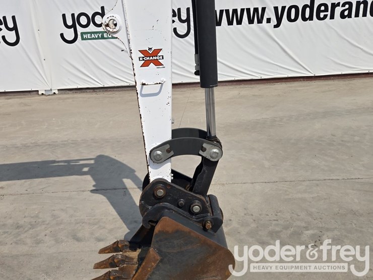 2021-bobcat-e35-image-34