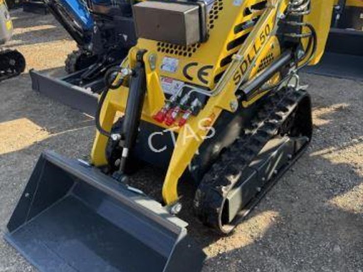 #53-•-mini-skid-steer-loader---gas---model:sdll50-image-1
