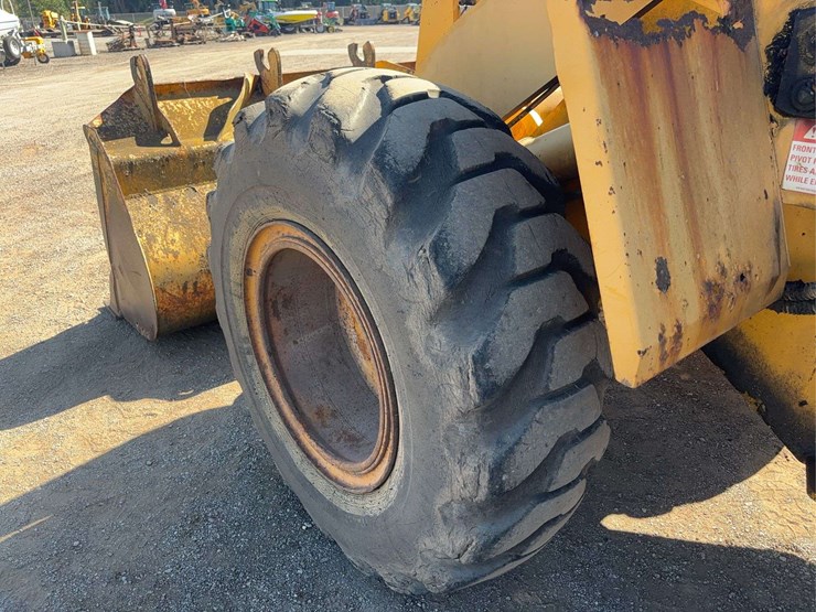 komatsu-180-wheel-loader-image-7