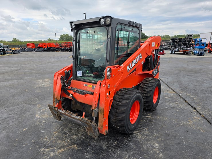 2019-kubota-ssv75-image-2