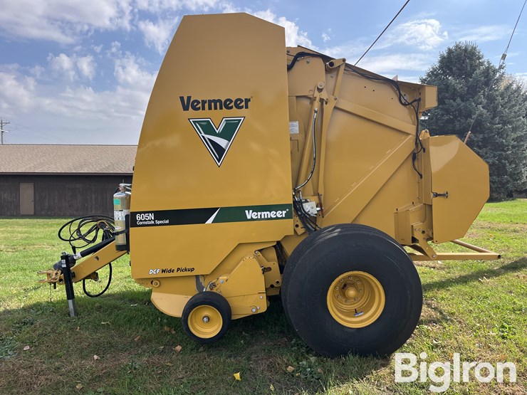 2023-vermeer-605n-cornstalk-special-image-8