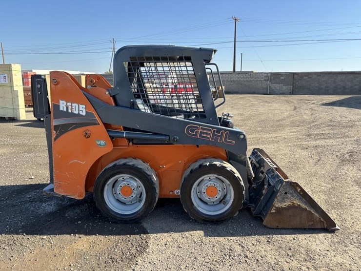 2019-gehl-rt105-image-7