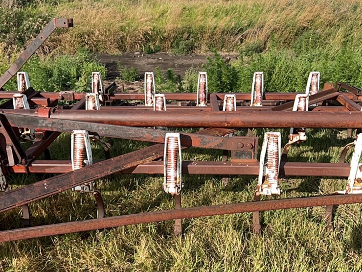 wilrich-43’-field-cult-image-13