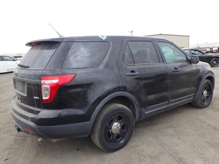 2013-ford-explorer-image-4