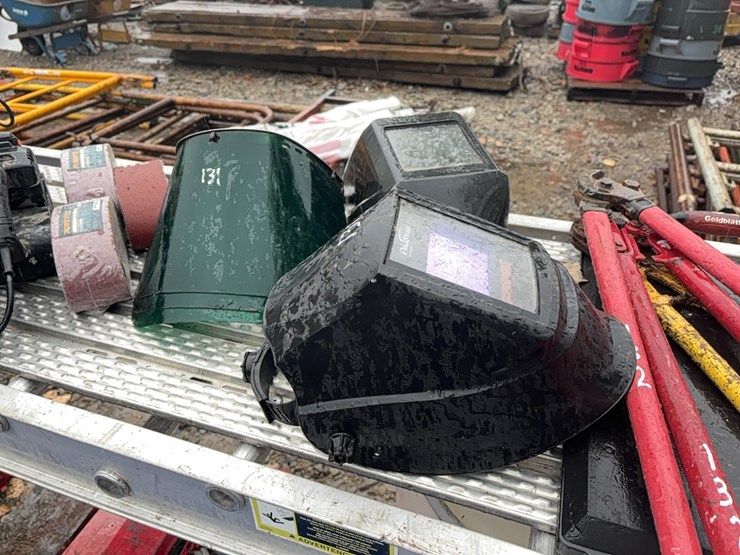 (3)-face-shields-and-prostar-&-jackson-welding-masks-support-equipment-image-1