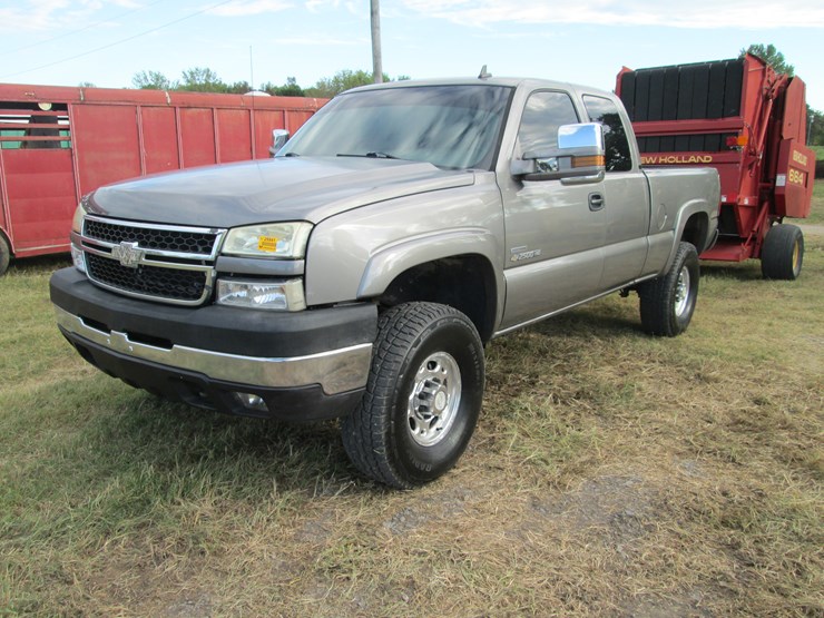 2007-chevrolet-2500hd-image-1